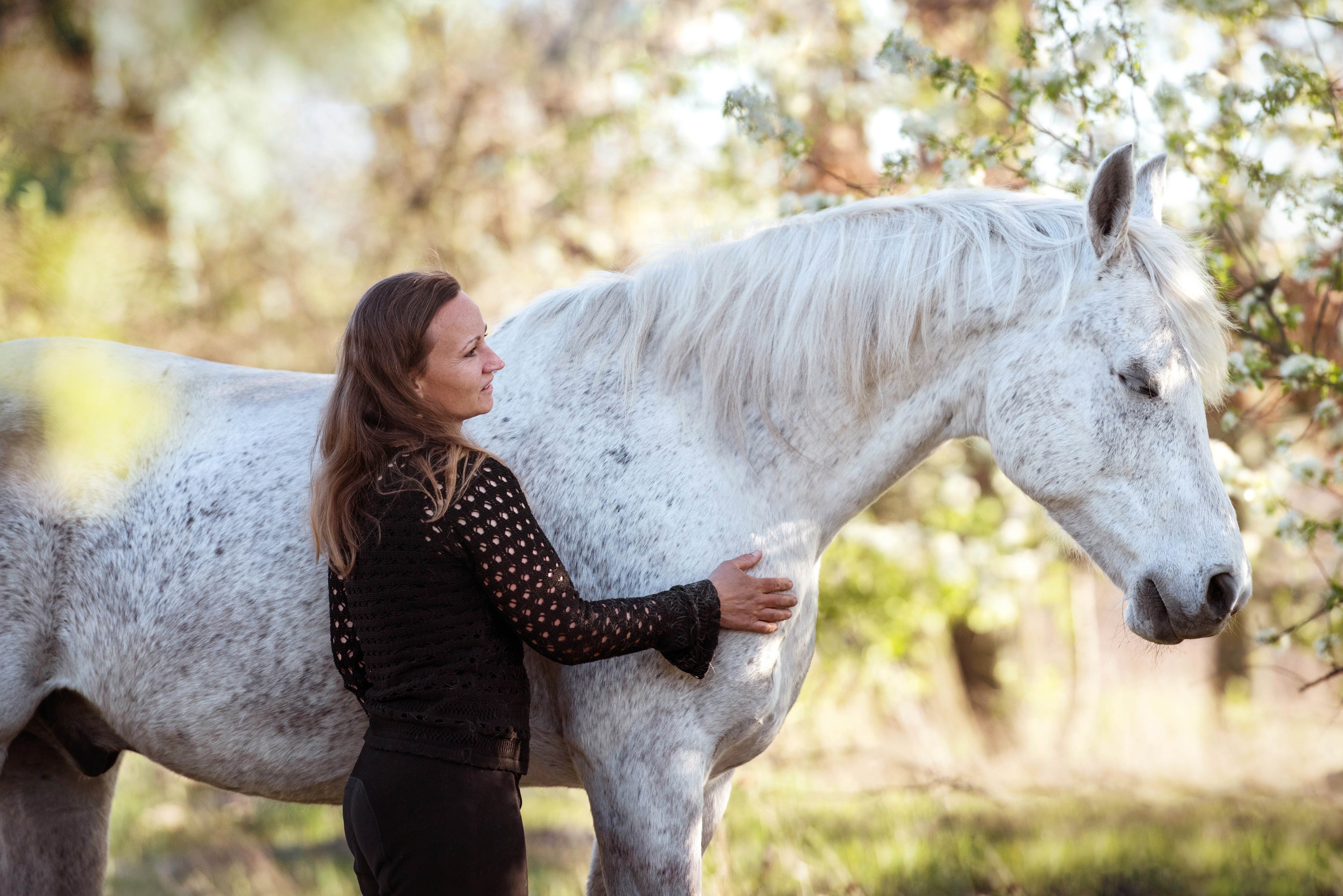 Ninett mit Pferd